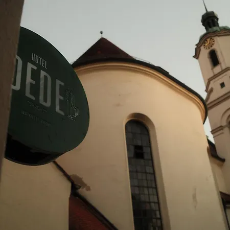Dede